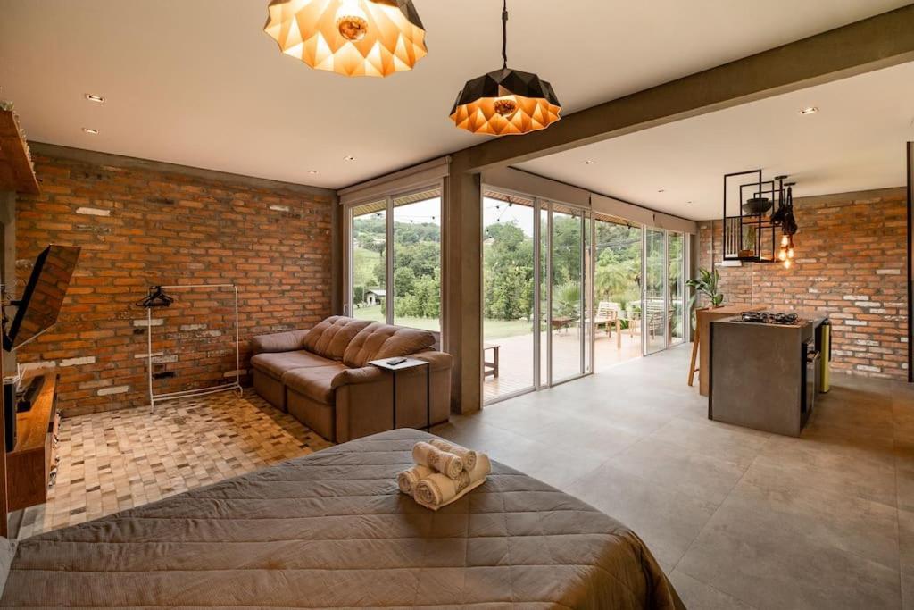 Lindo Espaco No Vale Dos Vinhedos Country house *