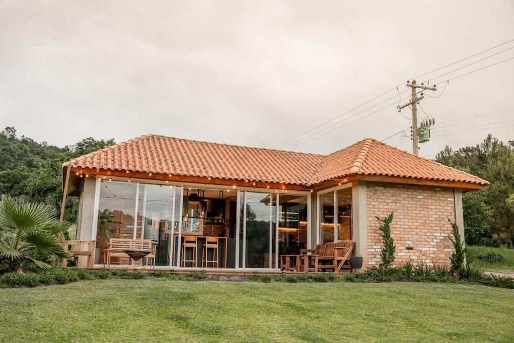 Lindo Espaco No Vale Dos Vinhedos Country house *